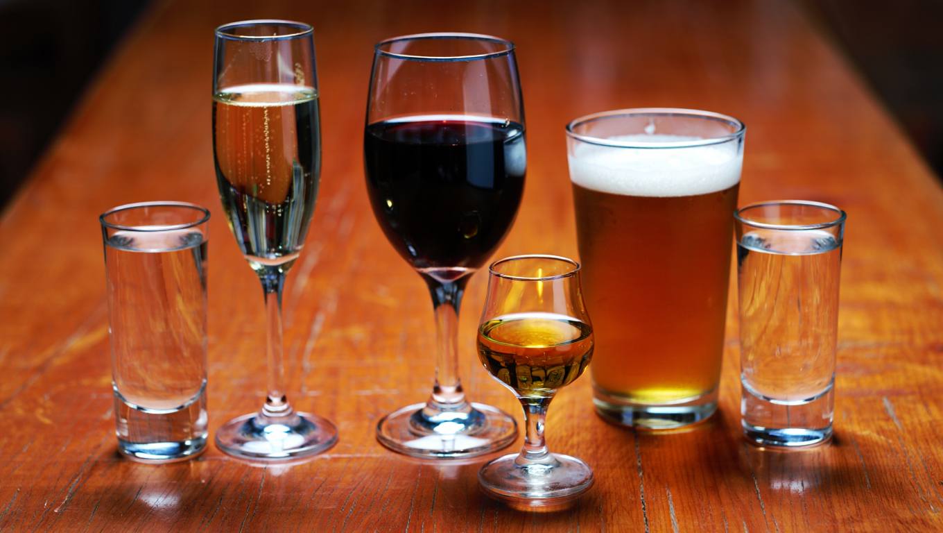 Алкоголь на столе